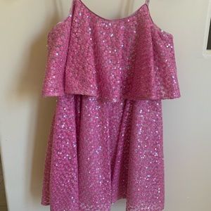 Girls dress.